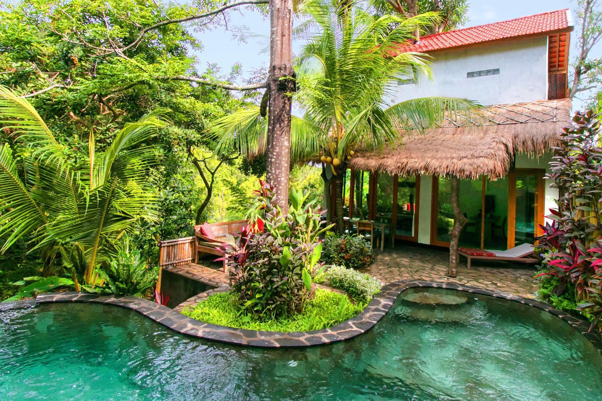 Indo Rumah Zengarden Buleleng  Exterior photo