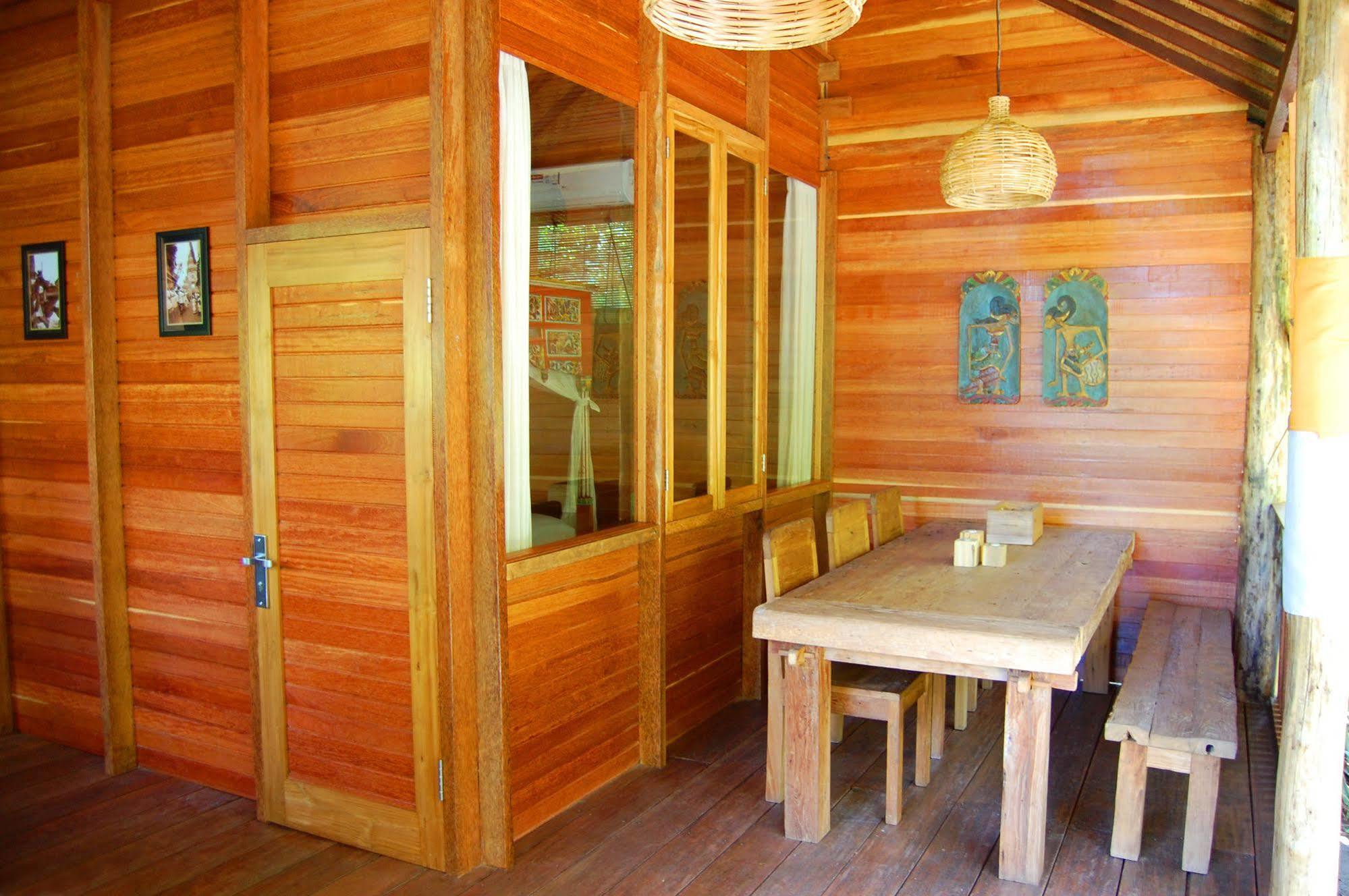 Indo Rumah Zengarden Buleleng  Exterior photo